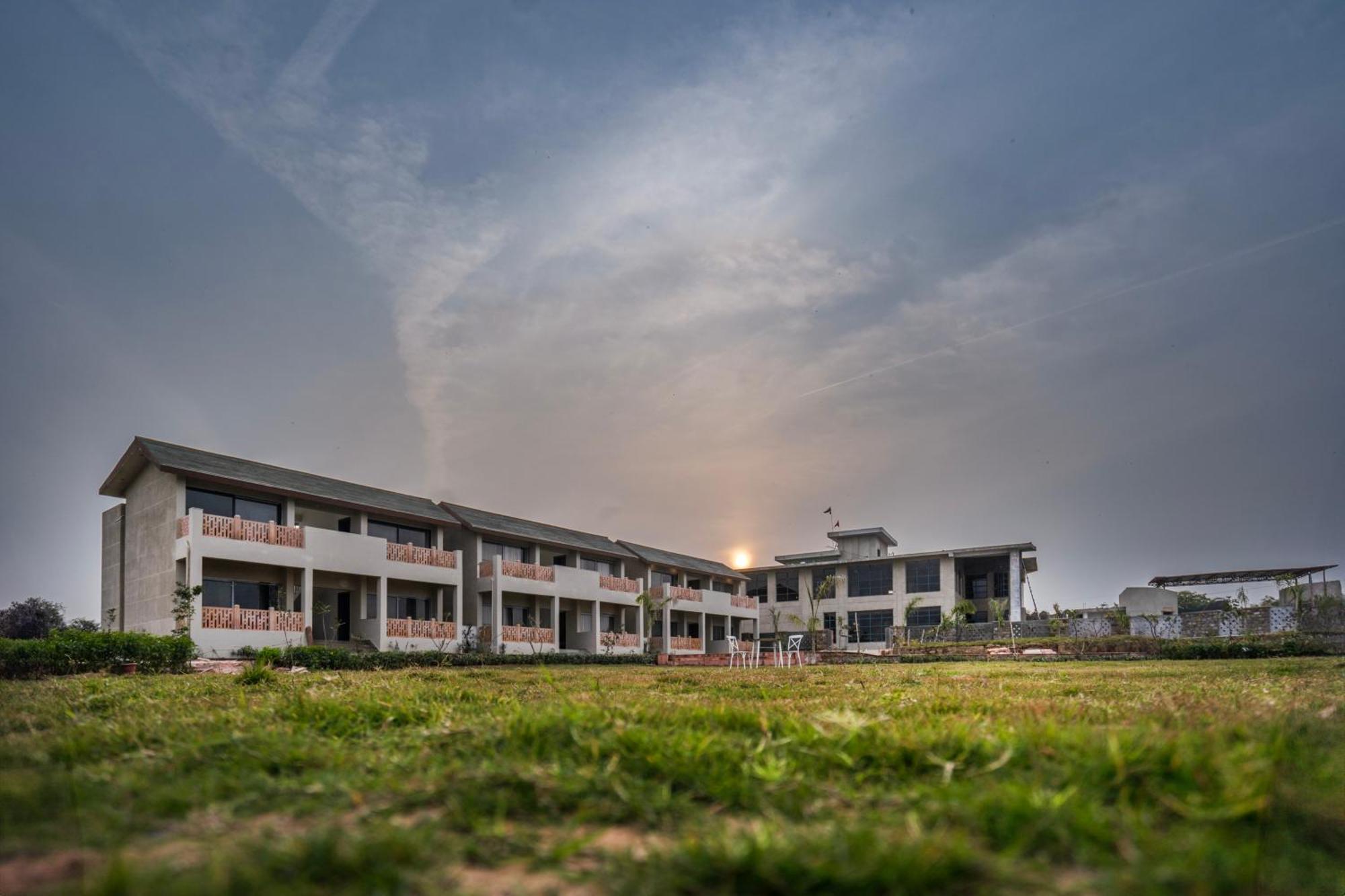 Palpur Fort A Kuno Wildlife Resort, Morawan Sesaipura Exteriér fotografie